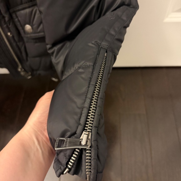 Burberry Brit Puffer Jacket in Black, size Medium - Picture 5 of 14